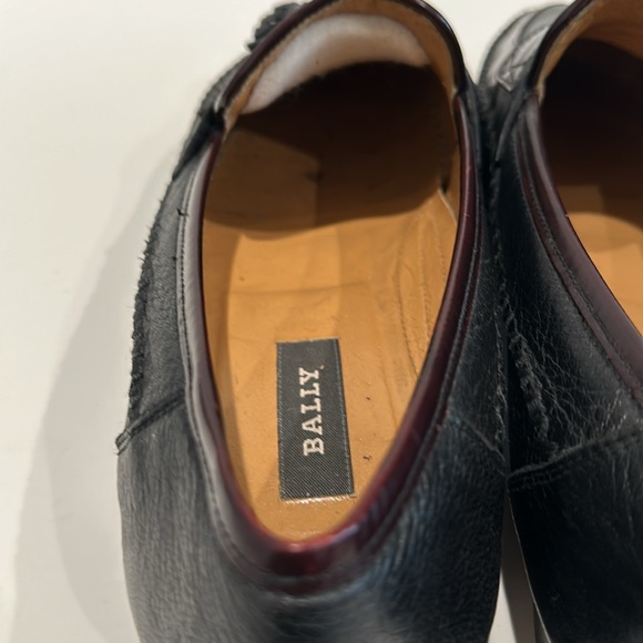 Vintage Ballly men’s dress leather loafers size US 8. Crafted in Italy. main image 9